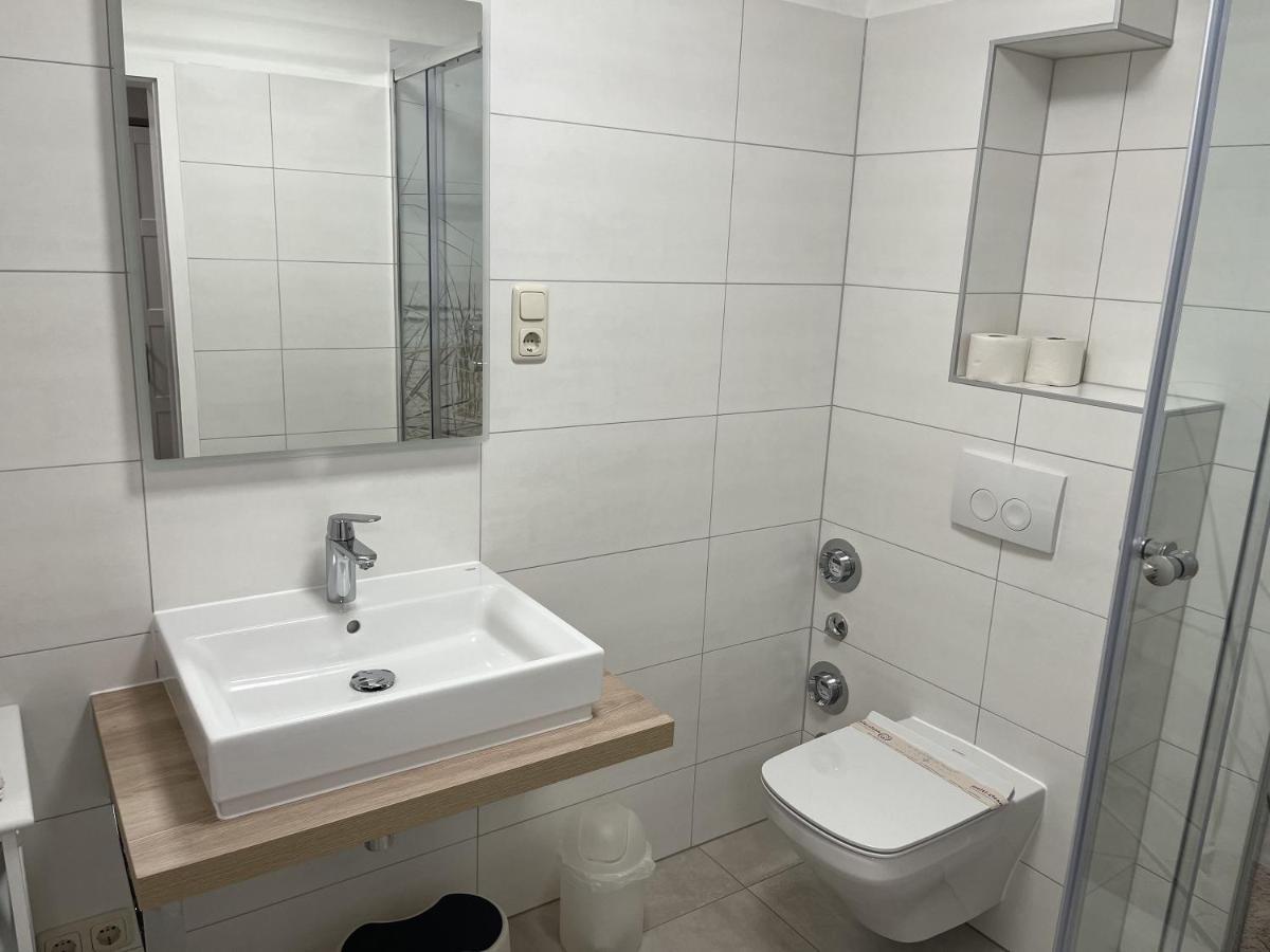 Strandnahe Ferienwohnung Mit Balkon - Strandresidenz Brandenburg Fewo 29 Goehren  Exterior photo